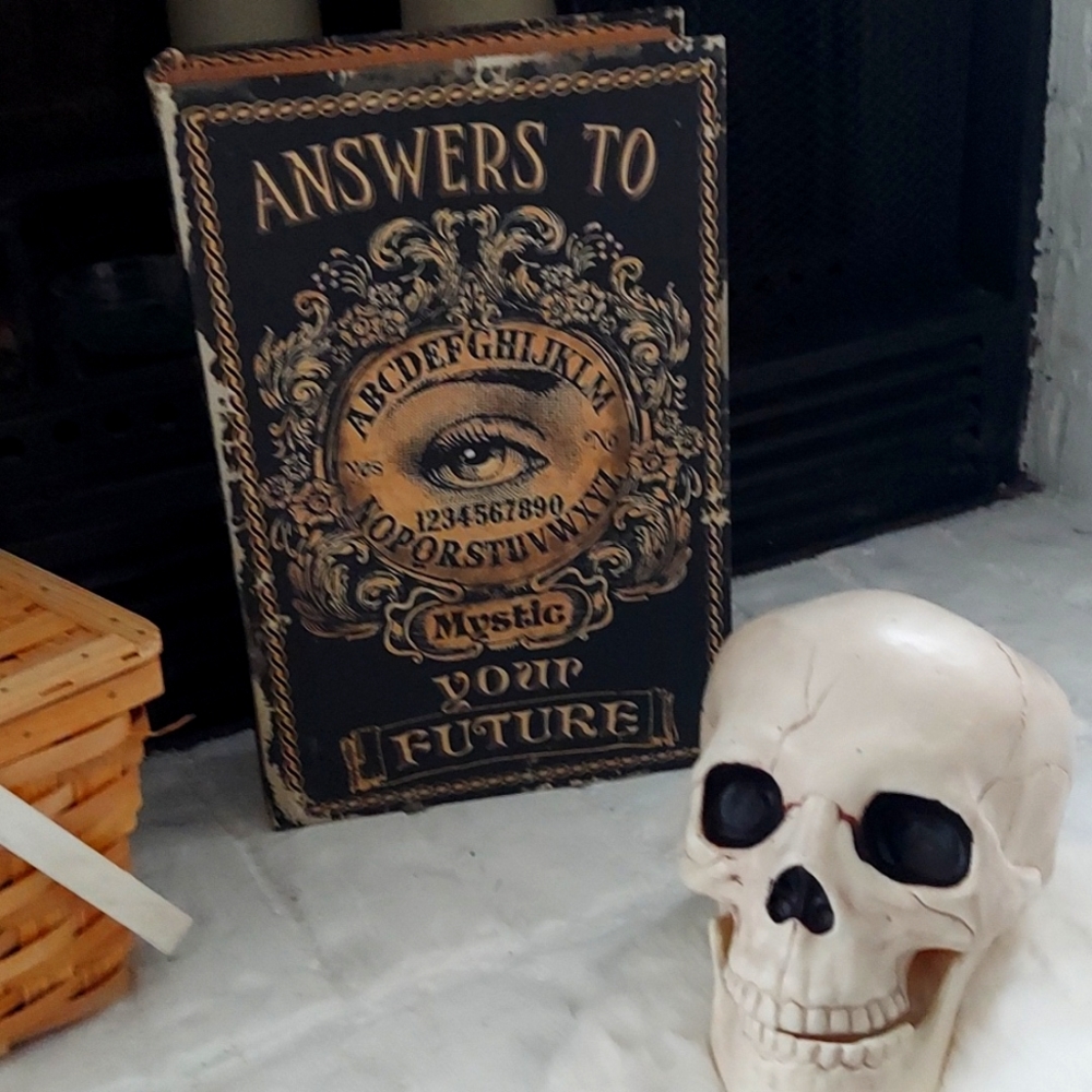 Storage halloween book decor
